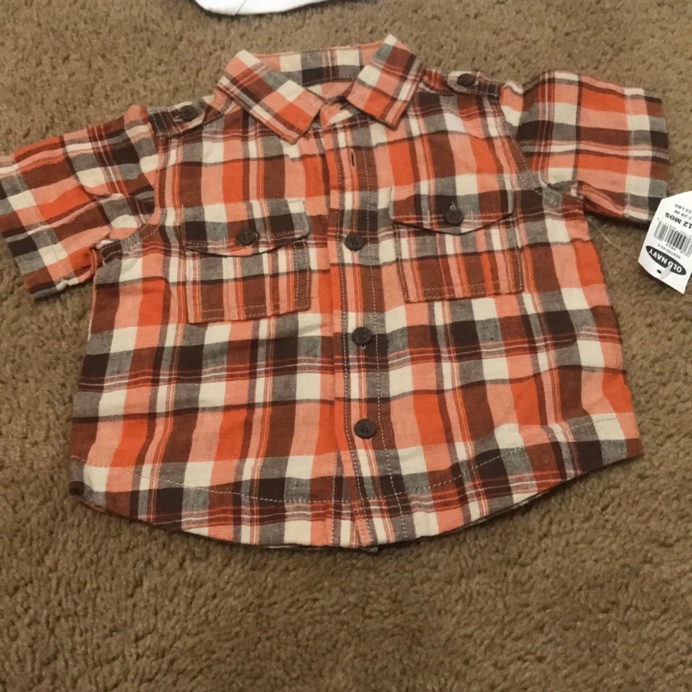 Boys button up shirt 6-12 months brand new